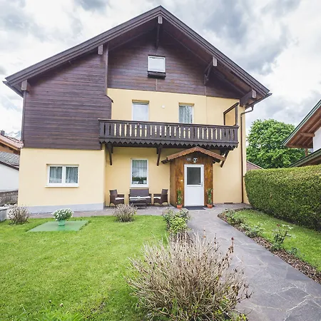 アパート Alpi ガルミッシュ・パルテンキルヒェン